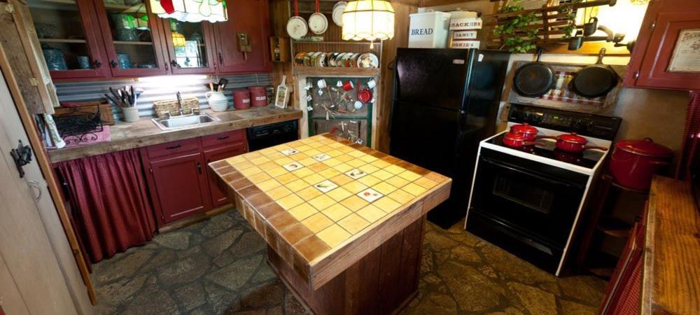 Country Woods Inn غلين روز المظهر الخارجي الصورة